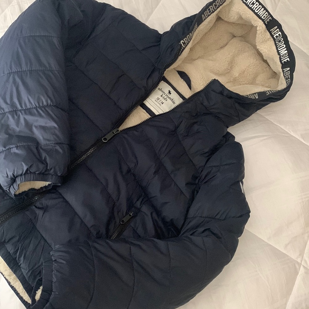 Abercrombie kids 13/14 boys Puffer Jacket Lamb lining inside practically new
